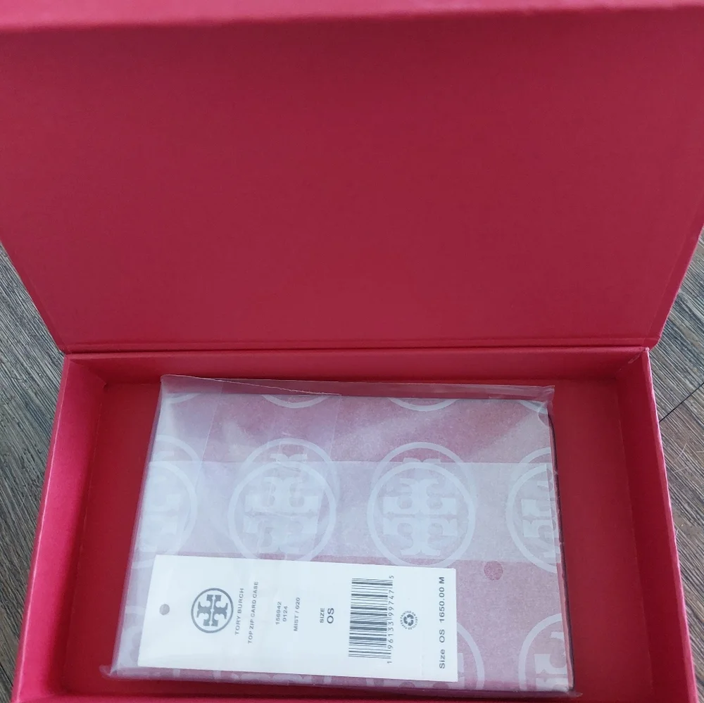 Tory Burch limited Edition Year of Horse Red Multicolor Card Holder NO BOX - Picture 5 of 5